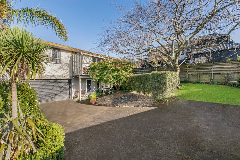 36B Pyatt Crescent, Saint Johns, Auckland - Carousel 2