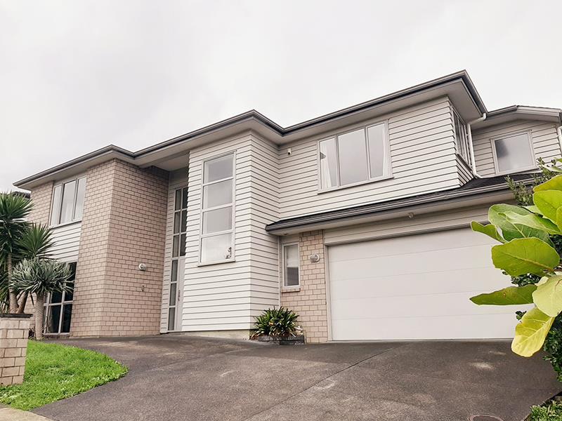 25 Andy Crescent, Flat Bush, Auckland - Carousel 1