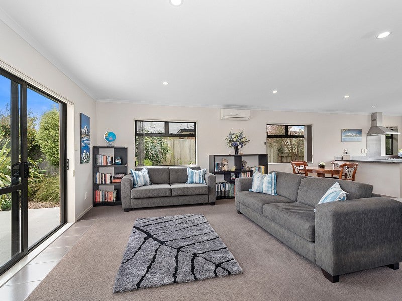 43 Te Manatu Drive, Huntington, Hamilton - Carousel 2
