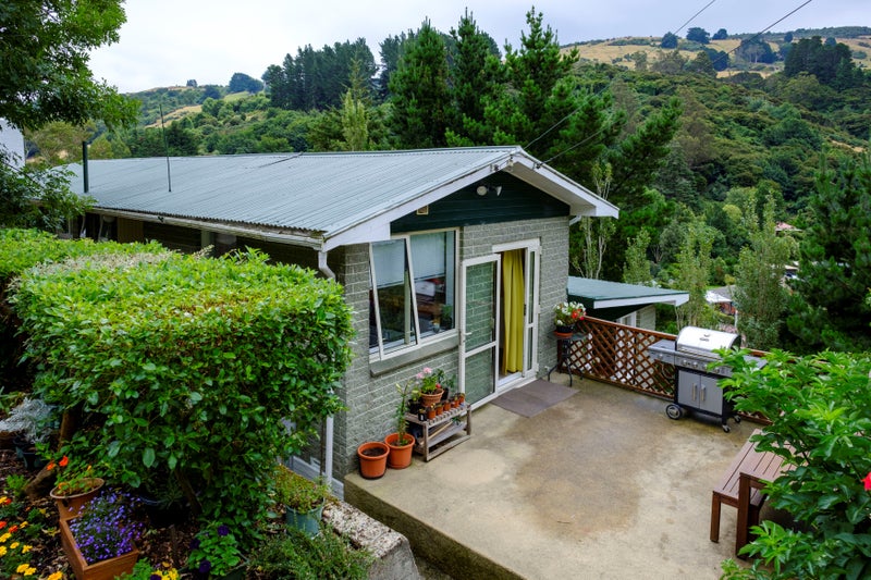 525 North Road, Normanby, Dunedin - Carousel 1