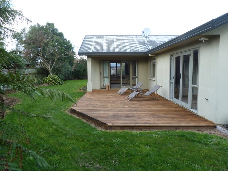 15 Benson Road, Fairview Downs, Hamilton - Carousel 18