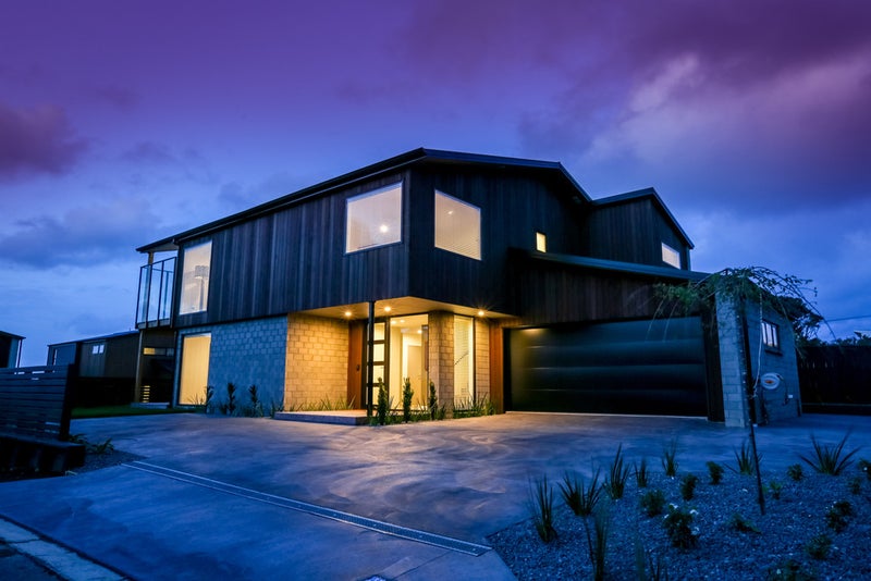 34 Whiteley Street, Moturoa, New Plymouth - Carousel 2