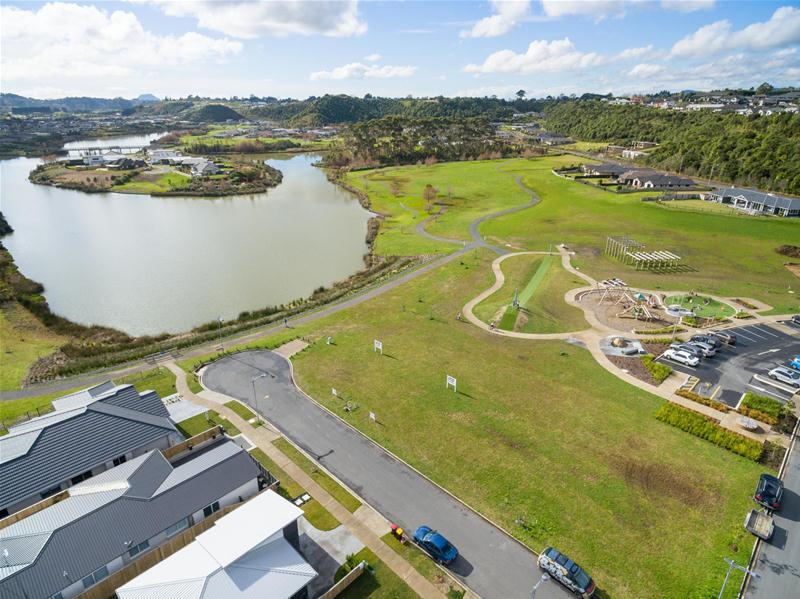 28 Boulder Lane, Pyes Pa, Tauranga - Carousel 2