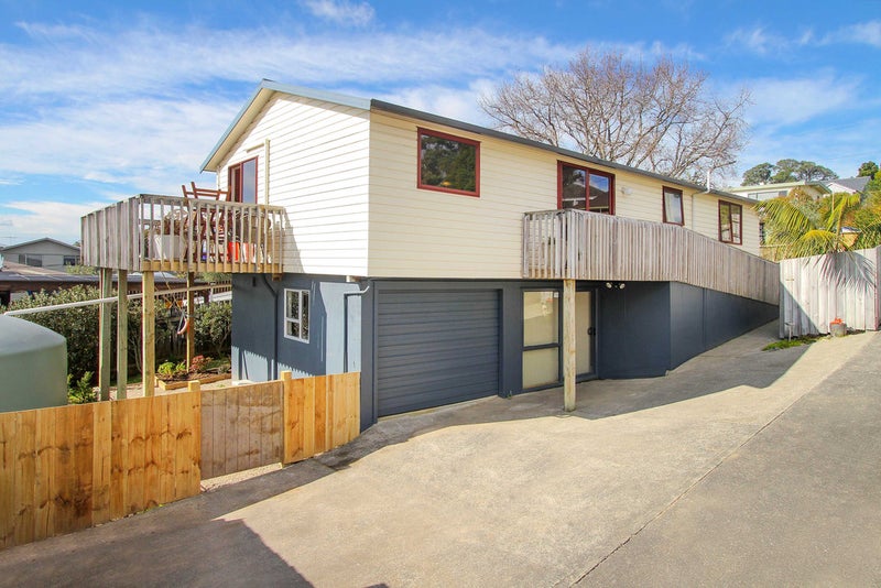 16A Brightside Road, Stanmore Bay, Whangaparaoa - Carousel 1