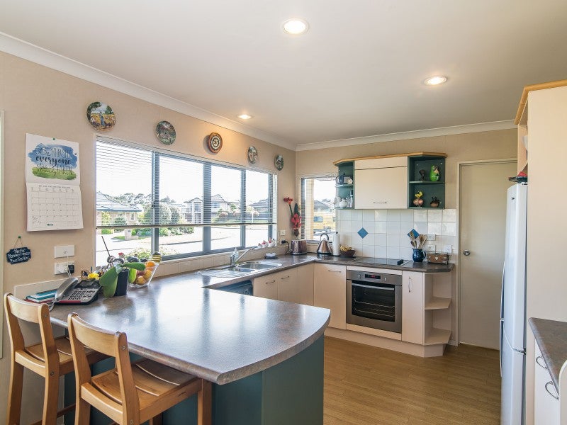 45 Realm Drive, Paraparaumu - Carousel 2