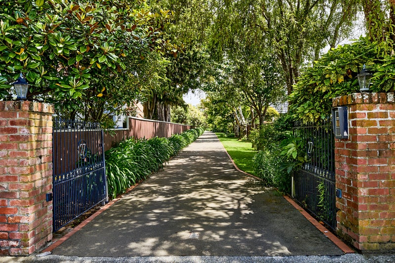 27 Military Road, Boulcott, Lower Hutt - Carousel 2