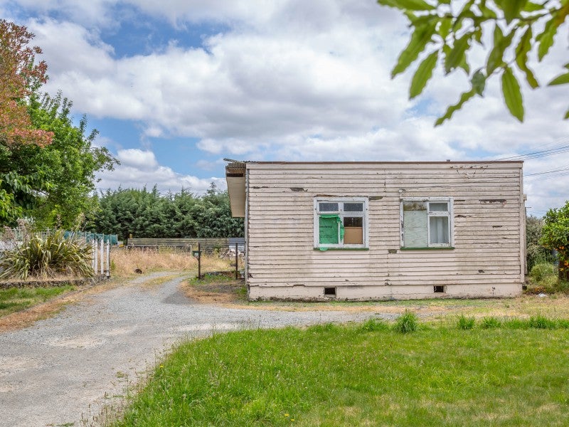 3311 State Highway 2, Clareville, Carterton - Carousel 11
