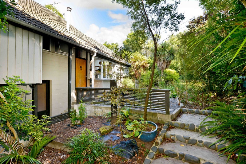 21 Dawn Rise, Glenview, Hamilton - Carousel 2