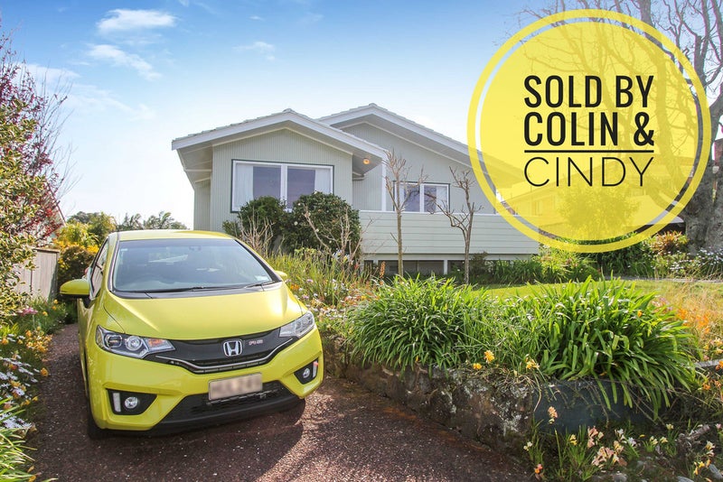 21 Knightsbridge Drive, Forrest Hill, Auckland - Carousel 1