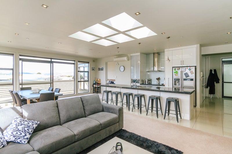 11/374 Jackson Street, Petone, Lower Hutt - Carousel 2