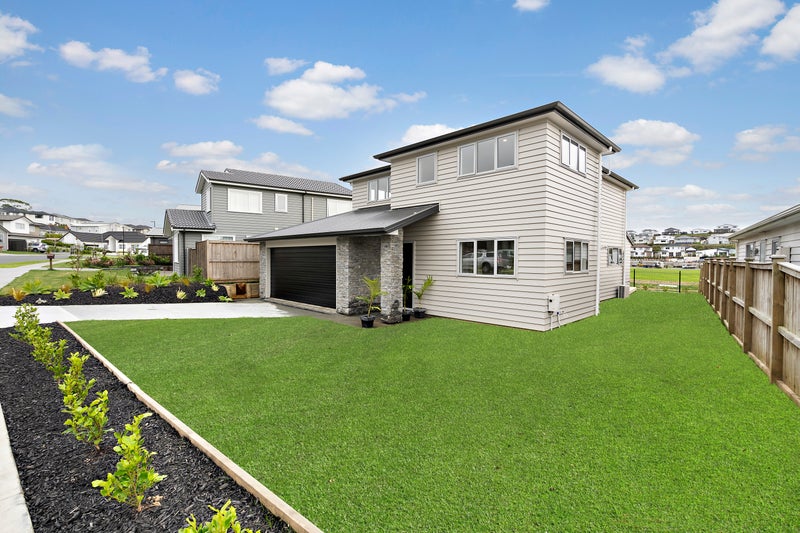 48 Colonial Drive, Silverdale, Silverdale - Carousel 2