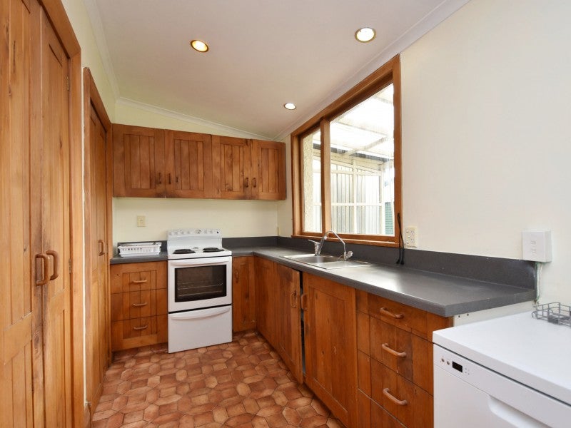 133 Pomona Street, Strathern, Invercargill - Carousel 2