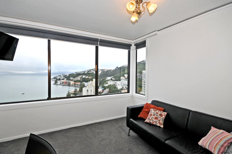 4/2 Oriental Terrace, Mount Victoria, Wellington - Carousel 2