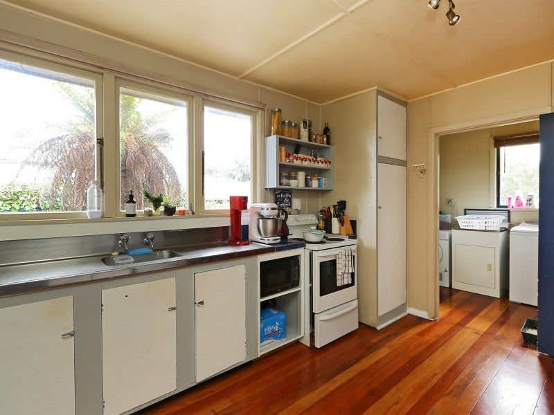 909 Freyberg Street, Raureka, Hastings - Carousel 2