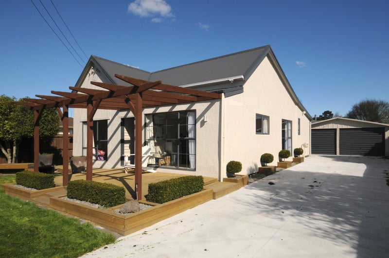 46 Richill Street, Belfast, Christchurch - Carousel 2