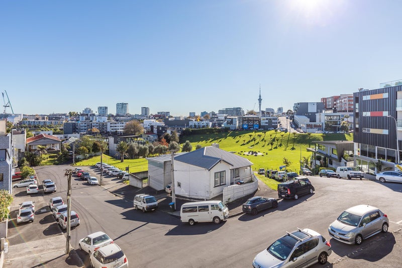 3/8 Rendall Place, Eden Terrace, Auckland - Carousel 21