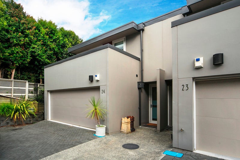 24/21 Birdwood Crescent, Parnell, Auckland - Carousel 2