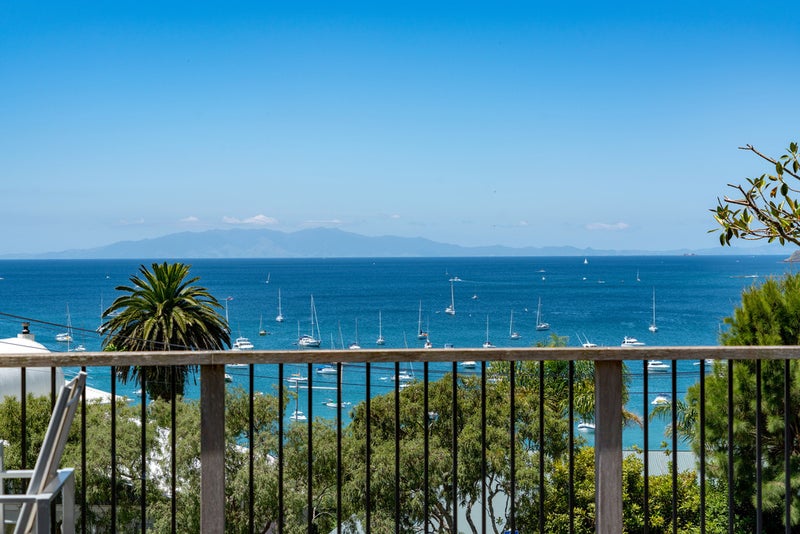 16 Waikare Road, Oneroa, Waiheke Island - Carousel 1