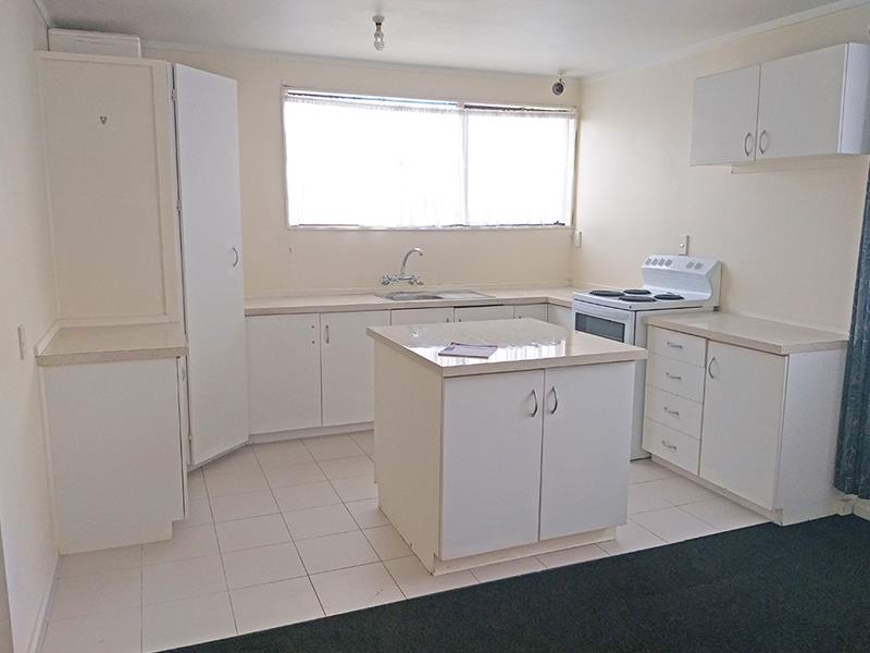 2/14 Trevor Hosken Drive, Wiri, Auckland - Carousel 2