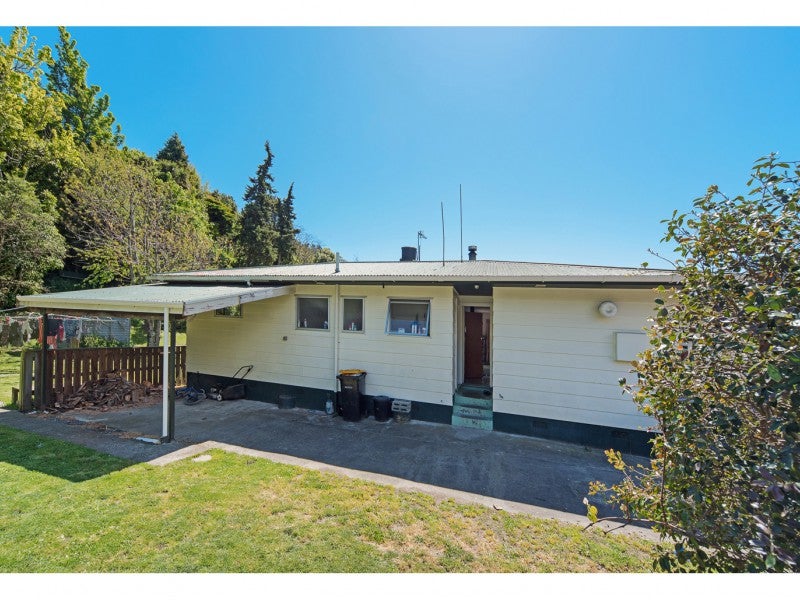 8 Burn Place, The Brook, Nelson - Carousel 2