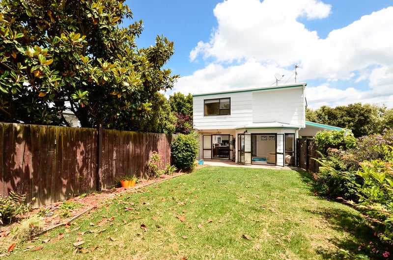 2/52 Rambler Crescent, Beach Haven, Auckland - Carousel 21