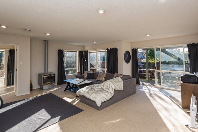 2 Shenley Drive, Belfast, Christchurch - Carousel 2