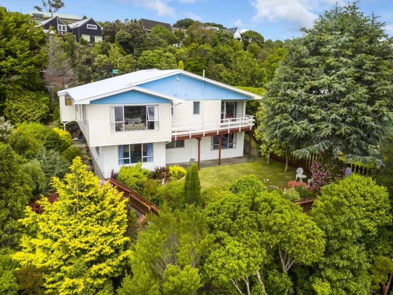11 Arundel Grove, Silverstream, Upper Hutt - Carousel 26
