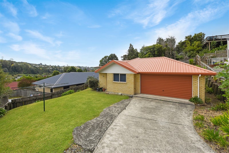 21 Lynwood Terrace, Bishopdale, Nelson - Carousel 1