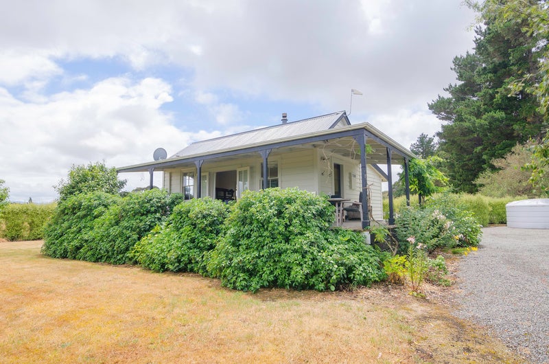 842 State Highway 2, Masterton - Carousel 1