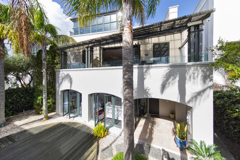 4/24 Shelly Beach Road, Ponsonby, Auckland - Carousel 1