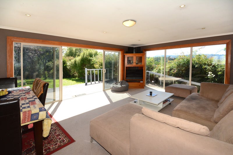 44 Rockside Road, Glenleith, Dunedin - Carousel 1