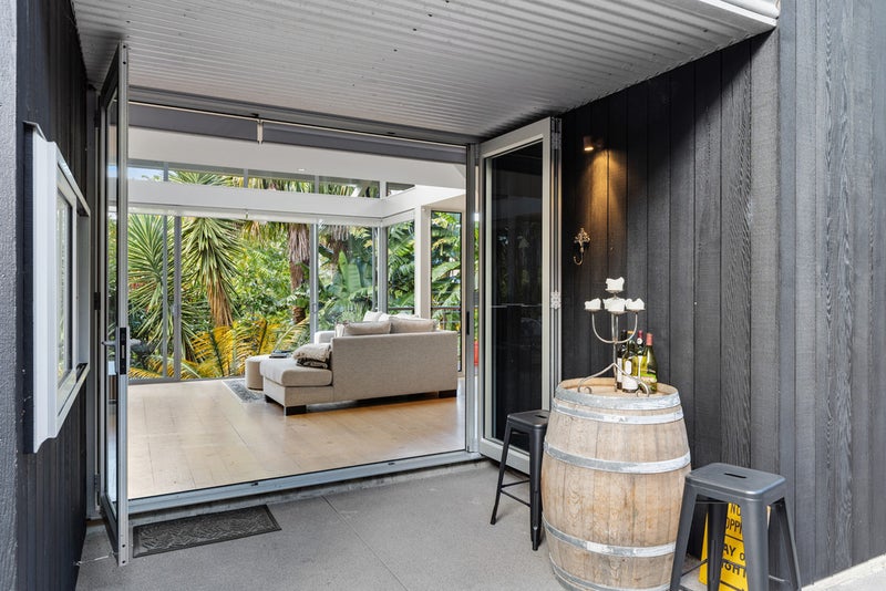 50A Colonial Road, Birkenhead, Auckland - Carousel 15