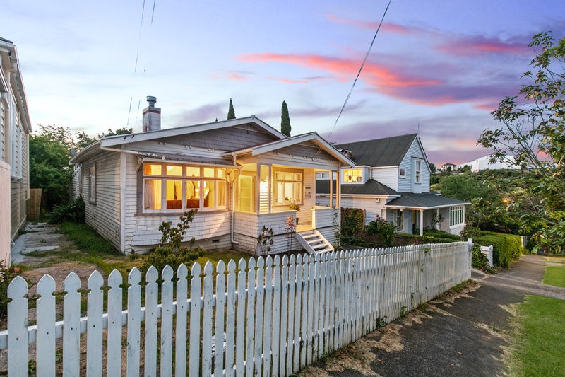 1/32 Kingsland Avenue, Kingsland, Auckland - Carousel 1