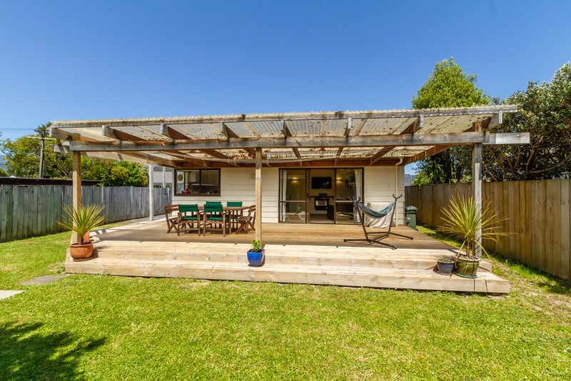 22 Tennyson Street, Trentham, Upper Hutt - Carousel 1