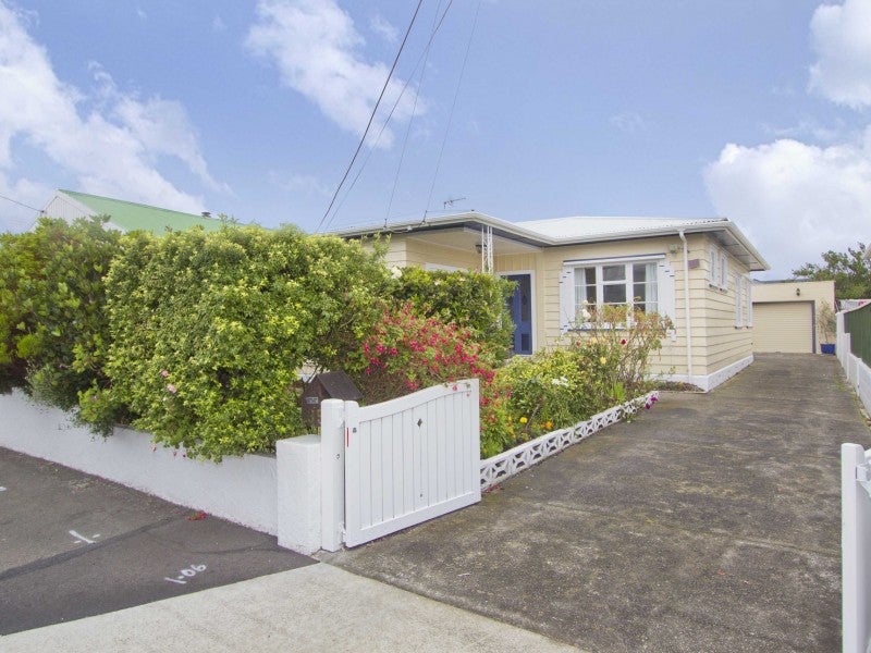 39 East Street, Petone, Lower Hutt - Carousel 20