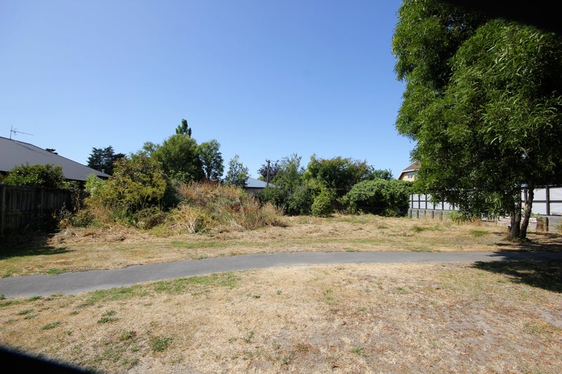 4 Len Hale Place, Parklands, Christchurch - Carousel 2