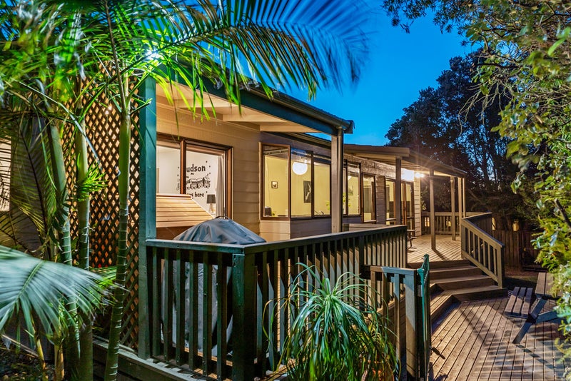 117 Marina View Drive, West Harbour, Auckland - Carousel 1