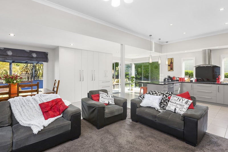 16 Scoular Street, Maryhill, Dunedin - Carousel 2