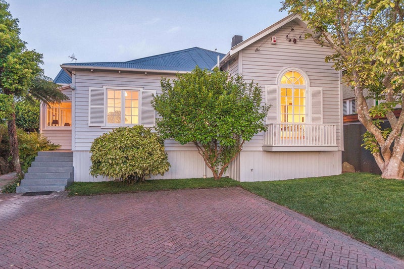 35 Fairview Road, Mount Eden, Auckland - Carousel 2
