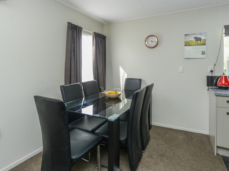 1112 Francis Hicks Avenue, Camberley, Hastings - Carousel 18