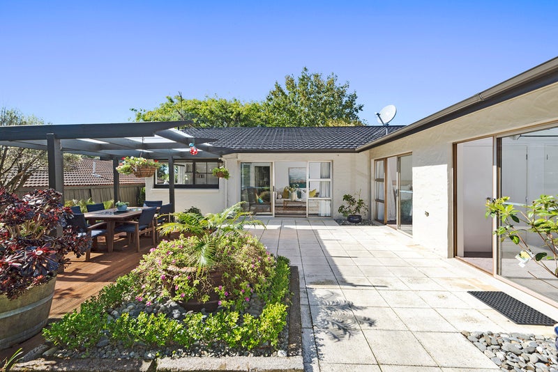 128 Glenmore Road, Sunnyhills, Auckland - Carousel 2