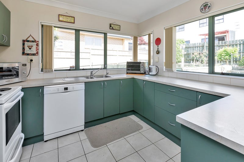 17 Maurton Place, Onerahi, Whangarei - Carousel 2