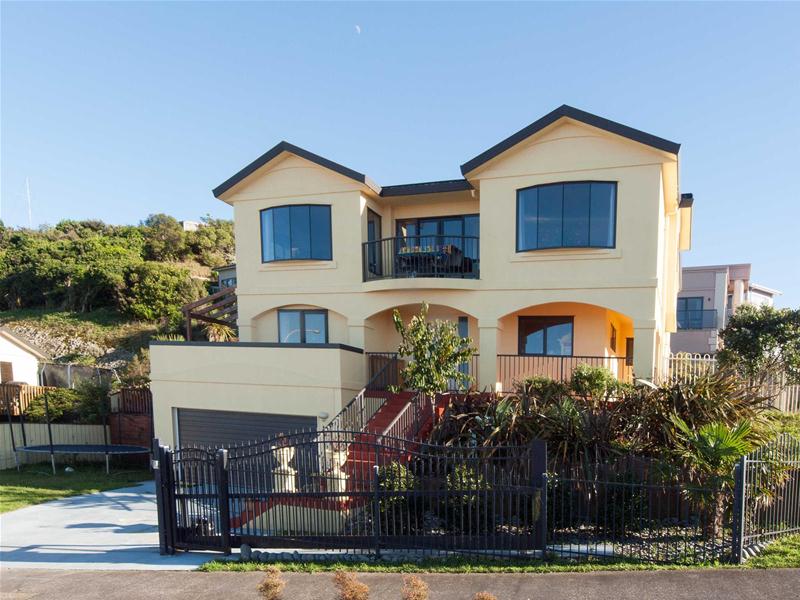 2 Domett Street, Newlands, Wellington - Carousel 2