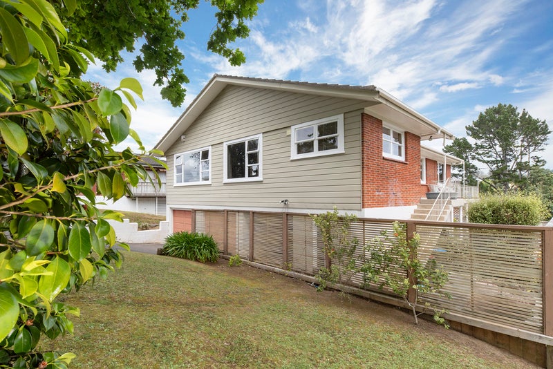 44 Bel Air Drive, Hillsborough, Auckland - Carousel 21