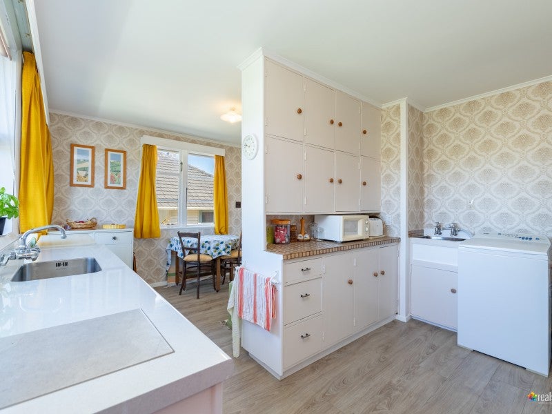 16 Gear Terrace, Ranui, Porirua - Carousel 2