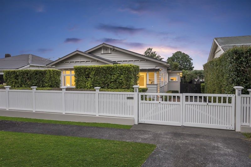 8 Truro Road, Sandringham, Auckland - Carousel 1