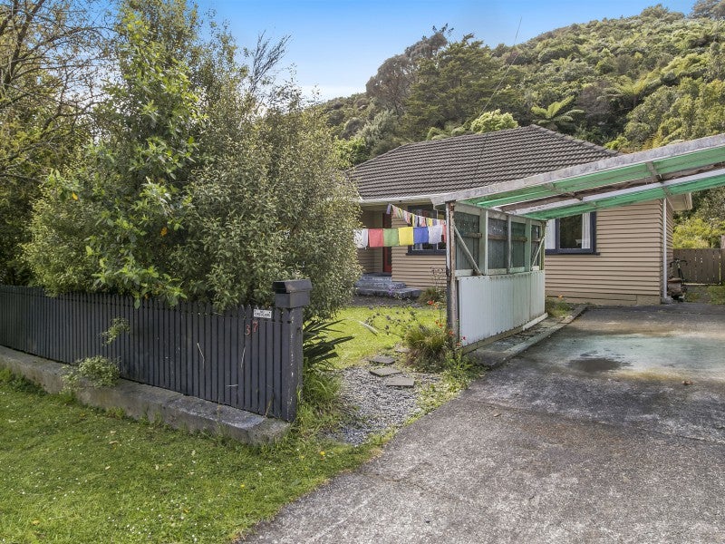 37 Sunny Grove, Wainuiomata, Lower Hutt - Carousel 20