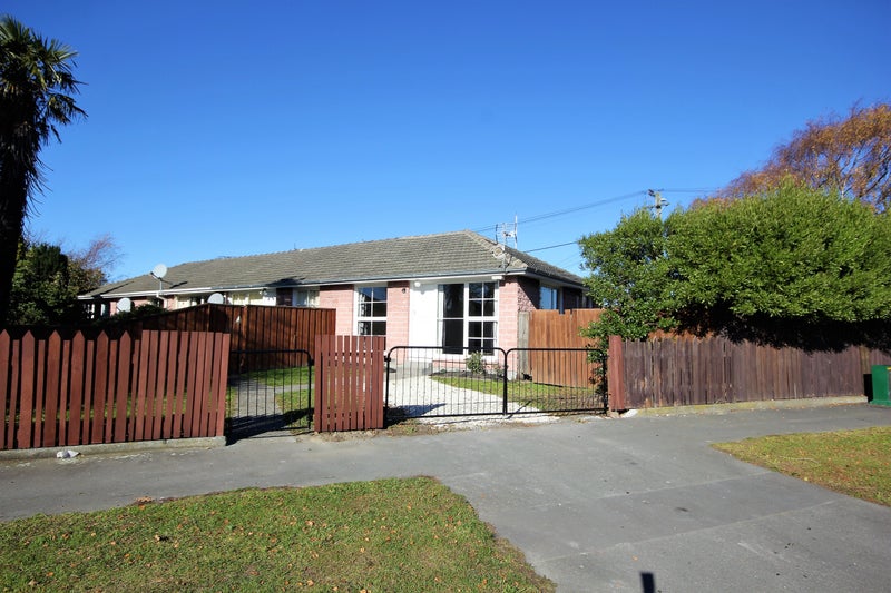 1/1 Wellington Street, Phillipstown, Christchurch - Carousel 1