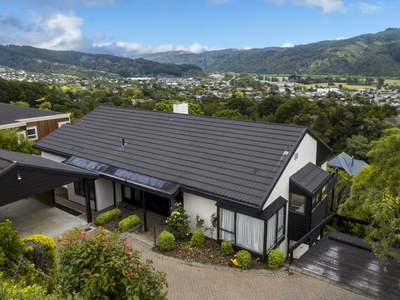 7A Arundel Grove, Silverstream, Upper Hutt - Carousel 2