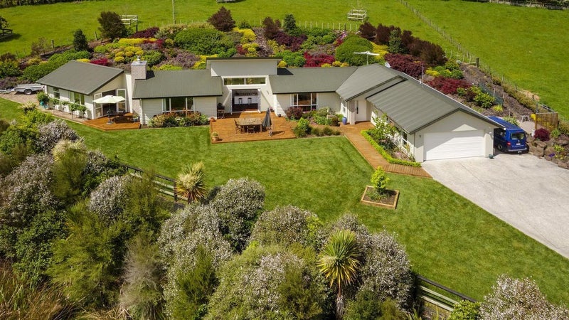 53 Nixon Road, Henderson - Carousel 1